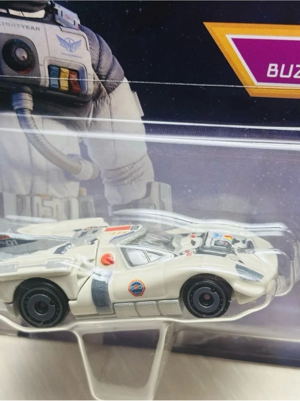 Hot Wheels Lightyear XL-01 Buzz Lightyear White Character Car